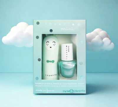 Set De Regalo Dúo De Rosas: Bálsamo Labial Y Esmalte De Uñas A Base De Manzana