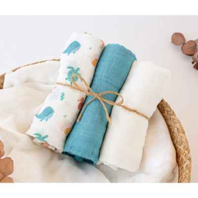 Set de 3 muselinas azul, blanco y estampado marino 70x70cm